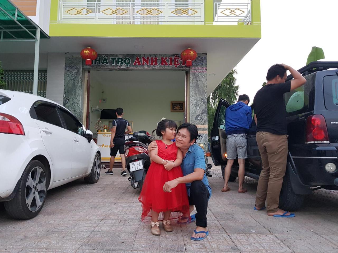 Motel Anh Kiet - Vuon QuóC Gia Tram Chim Exterior photo